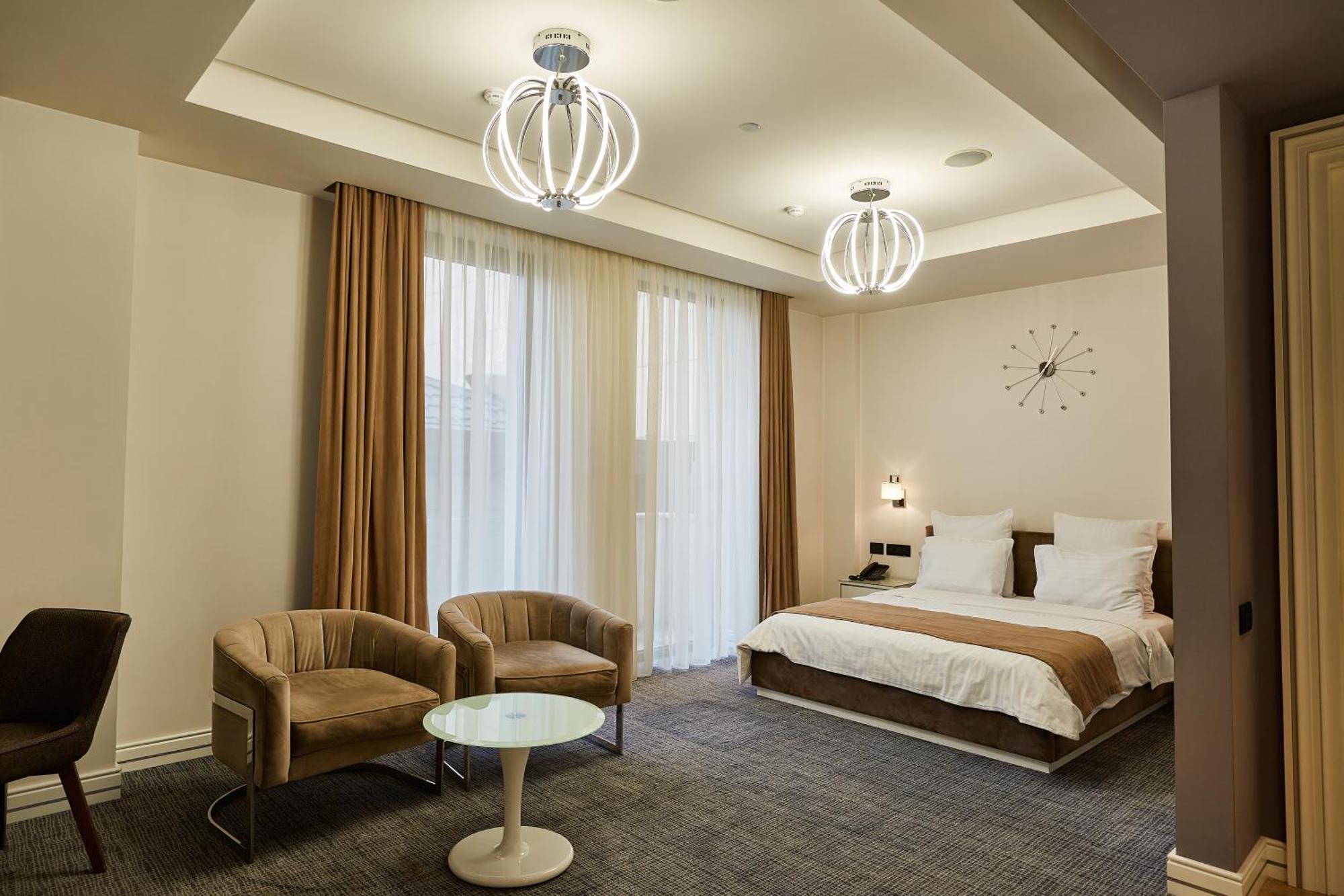יירבאן Aghababyan'S Hotel חדר תמונה A room at the hotel