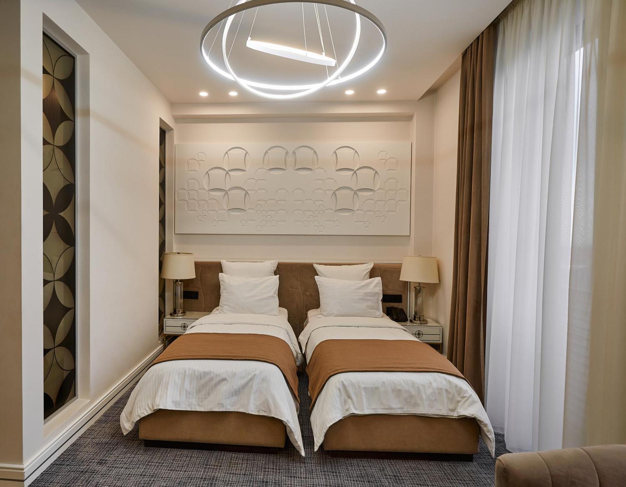 יירבאן Aghababyan'S Hotel חדר תמונה A room at the hotel
