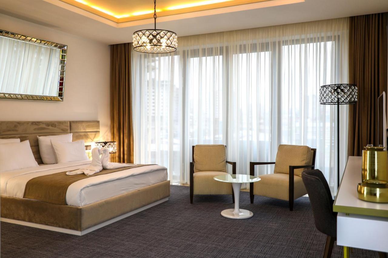 יירבאן Aghababyan'S Hotel מראה חיצוני תמונה A room at the hotel